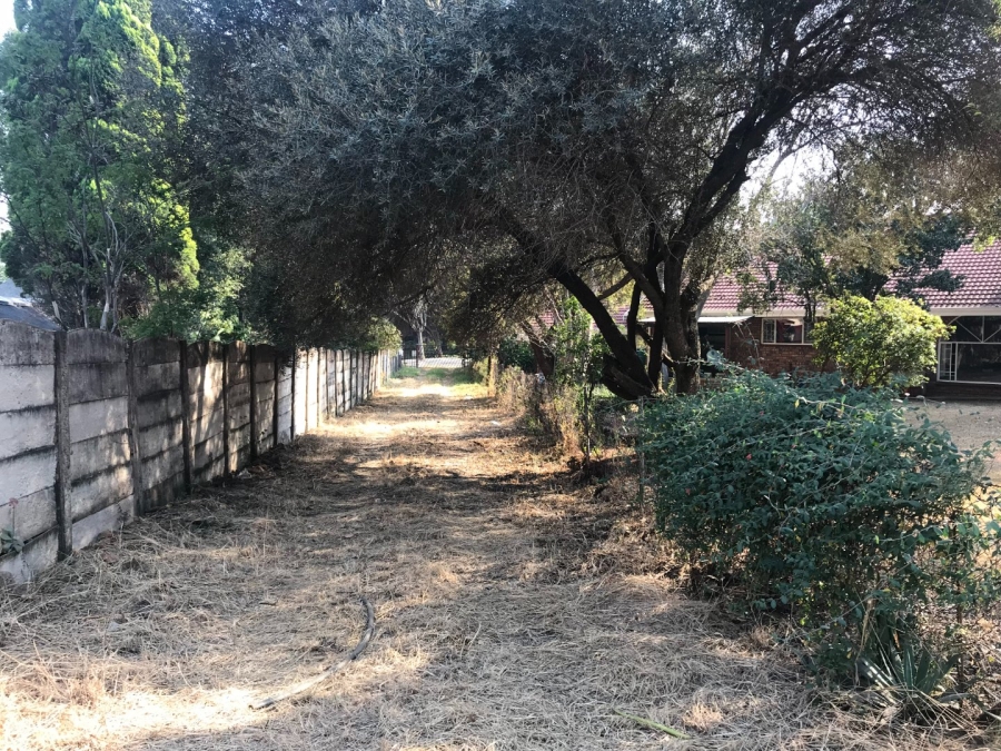 Commercial Property for Sale in Ifafi North West